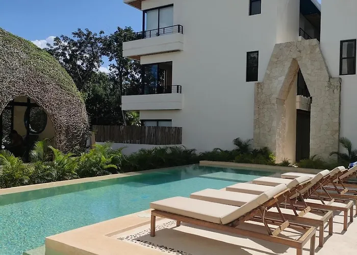 Tropical Escape In A Cozy Paam Cheel Tulum